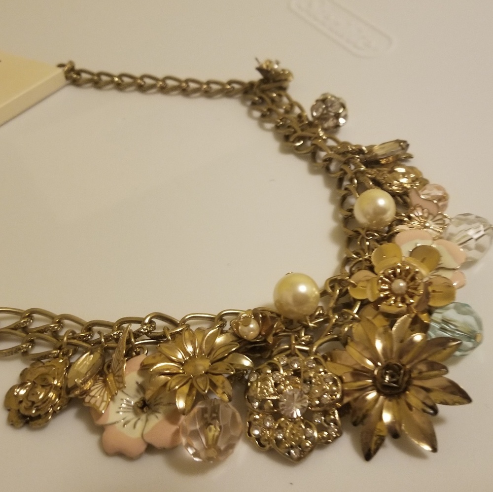 NEVER WORN!! Gold Charmed Necklace